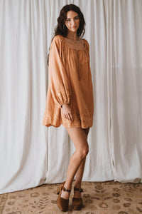 Daisy Embroidery Smock Dress - Pecan