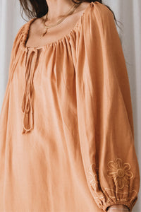 Daisy Embroidery Smock Dress - Pecan